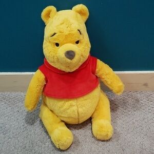 Disney Store winnie the pooh plush